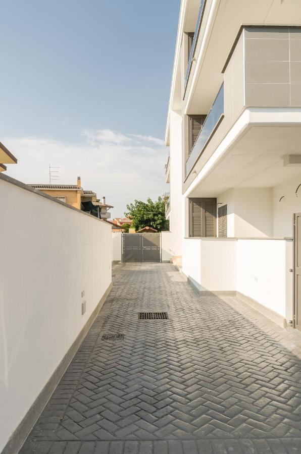 Fco Secrets Luxury Apartment Fiumicino Eksteriør billede