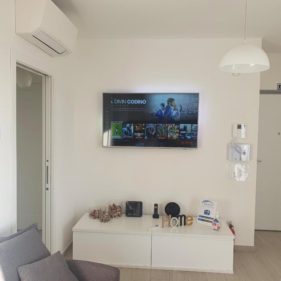 Fco Secrets Luxury Apartment Fiumicino Eksteriør billede